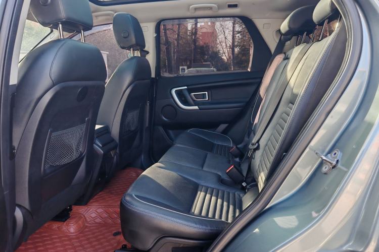 Used Land Rover Discovery Sport 2019 240 PS SE Dynamic Version China VI Standard
