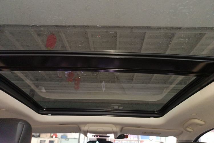 Used Cadillac XT5 2016 25T Luxury Model
