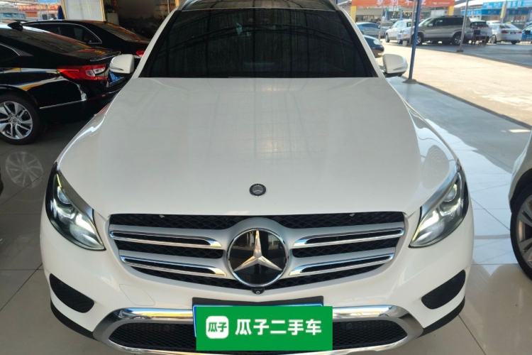 Used Mercedes-Benz GLC 2016 GLC 260 4MATIC Luxury Model
