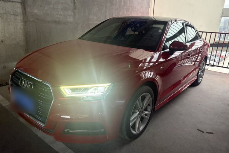 Used Audi A3 2019 Limousine 35 TFSI Fashion Edition China V standard
