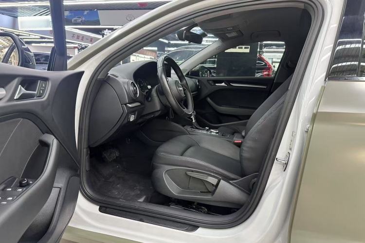 Used Audi A3 2018 30th Anniversary Edition Limousine 35 TFSI Ambition Model
