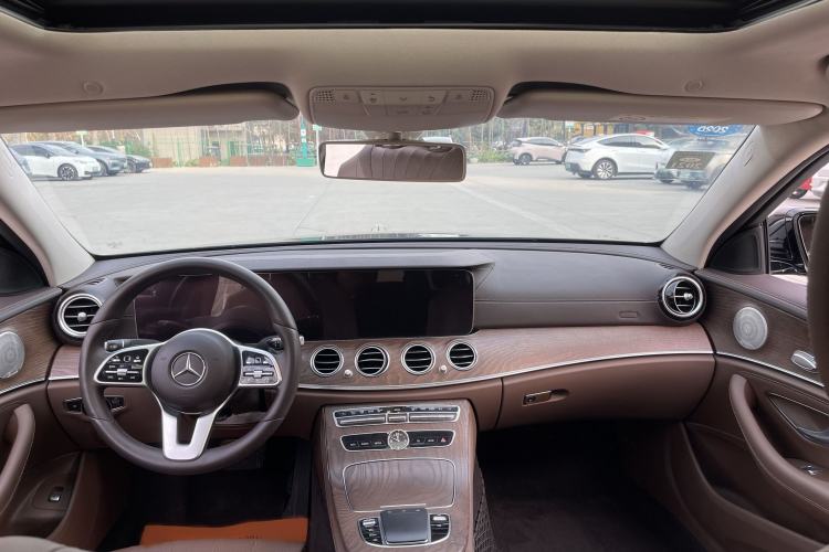 Used Mercedes-Benz E-Class 2019 E 260 L
