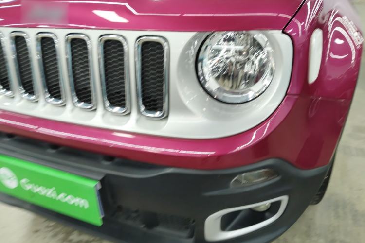 Used  Renegade 2017 180T Automatic Smart Version
