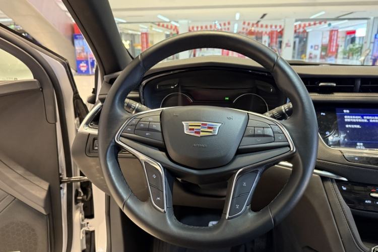 Used Cadillac XT5 2021 2.0T Two-Wheel Drive Luxury Version
