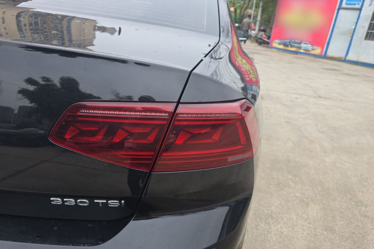 Used Volkswagen Magotan 2023 2 Million Units Commemorative Edition 330TSI DSG Luxury Version
