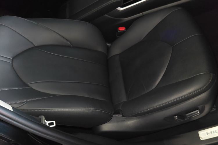 Used Toyota Highlander 2022 Dual-Engine 2.5L Four-Wheel Drive Prestige Version 7 Seats