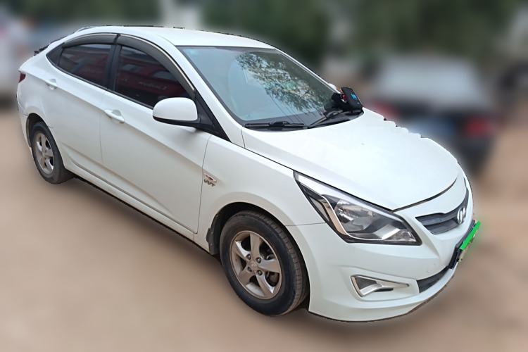 Used Hyundai Verna 2016 1.4L Manual Smart GLS Trim
