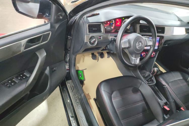 Used Volkswagen Santana 2015 1.4L Manual Fashion Edition