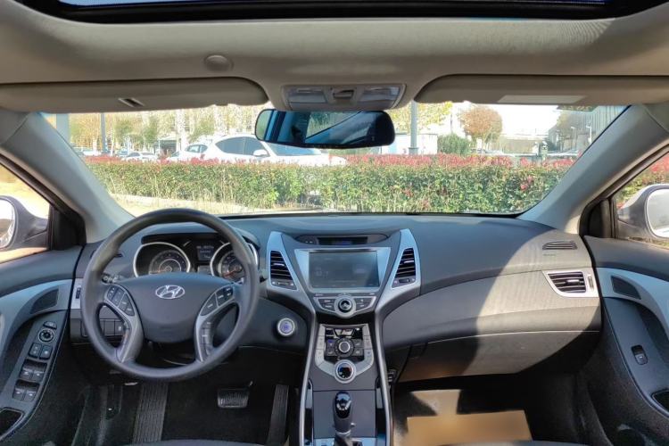 Used Hyundai Elantra 2016 1.6L Automatic Prestige Edition
