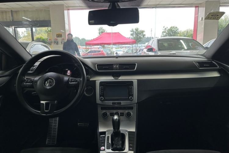 Used Volkswagen FAW-Volkswagen CC 2015 1.8TSI Luxury Model
