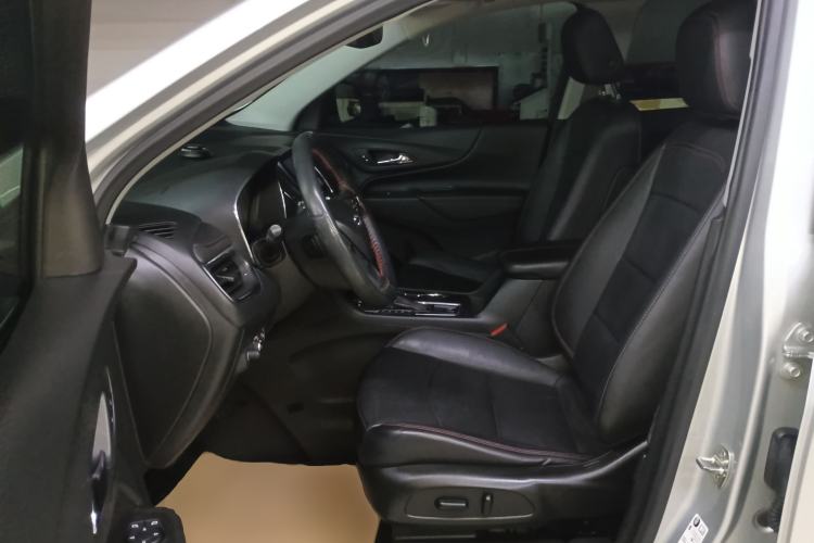 Used Chevrolet Equinox 2018 Redline 550T Automatic All-Wheel-Drive RS Edition