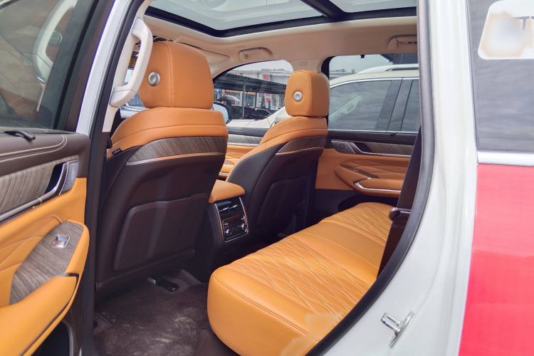 Used Tank 500 New Energy 2025 Hi4-Z
