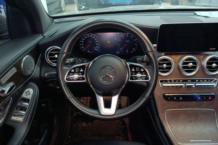 Used Mercedes-Benz GLC 2020 GLC 260 L 4MATIC Luxury Model
