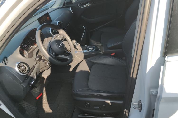 Used Audi A3 2020 Limousine 35 TFSI Fashion Edition China VI Emission Standard
