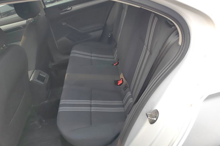 Used Volkswagen Lamando 2017 230TSI Manual Trend Edition
