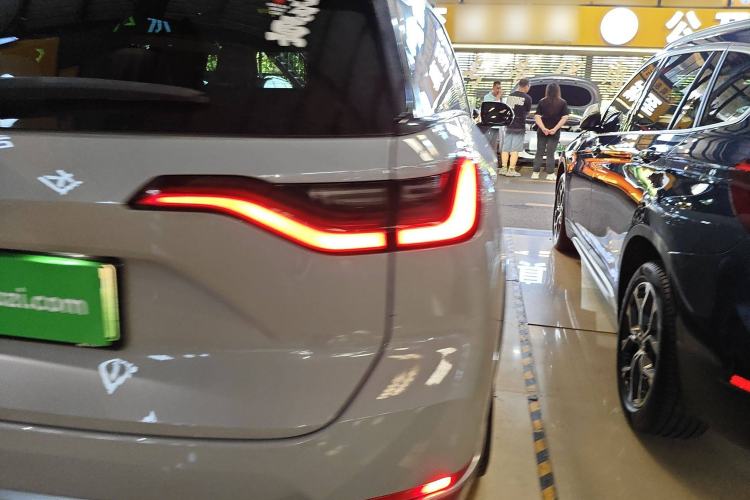 Used Nio ES8 2020 580 km Range Signature Edition Six-Seater Version
