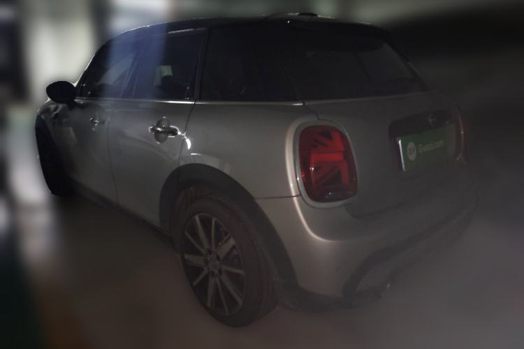 Used MINI MINI 2023 1.5T COOPER Artist Five-Door Edition
