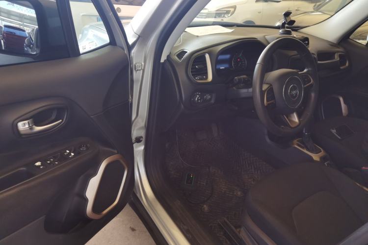 Used  Renegade 2016 1.4T Automatic Jingneng Version+
