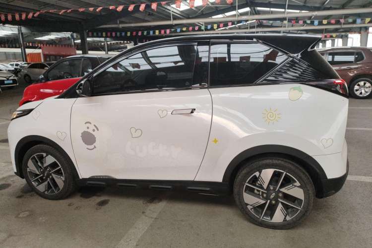 Used Chery New Energy Boundless Pro 2022 301km LingShou Edition Lithium Iron Phosphate
