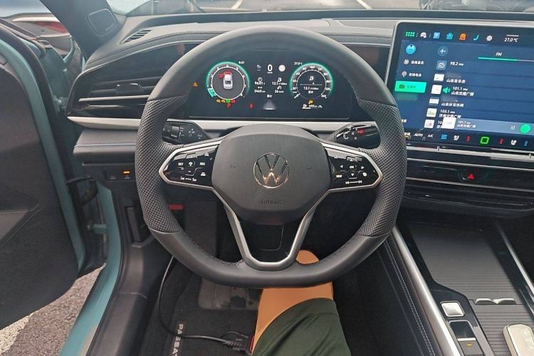 Used Volkswagen Passat 2025 Pro 380TSI Starry Dragon Luxury Edition
