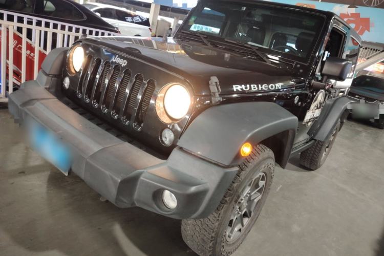 Used  Wrangler 2017 3.6L Rubicon Two-Door Comfort Edition
