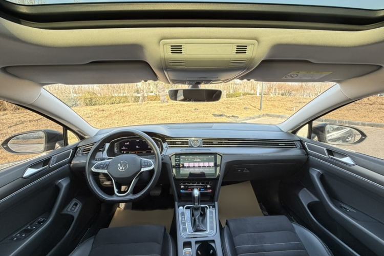 Used Volkswagen Magotan 2020 330TSI DSG Luxury Edition
