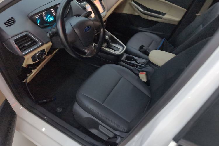 Used Ford Escort 2015 1.5L Automatic Comfort Model
