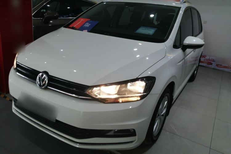 Used Volkswagen Touran 2016 Volkswagen Touran L 280TSI DSG Comfort Edition