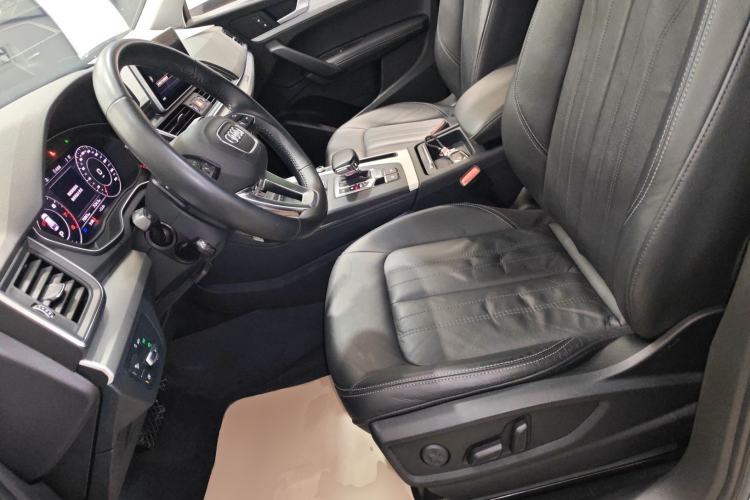 Used Audi Q5L 2020 Updated 40 TFSI Prestige Fashion Edition
