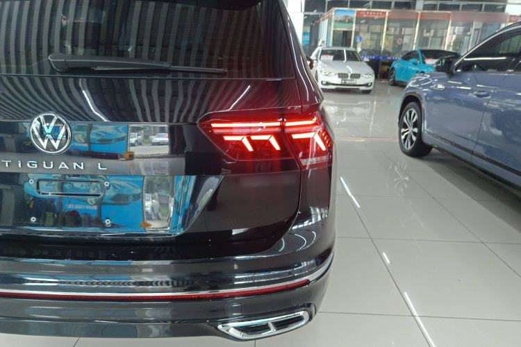 Used Volkswagen Tiguan L 2023 330TSI Automatic Two-Wheel Drive R-Line Enjoyment Edition
