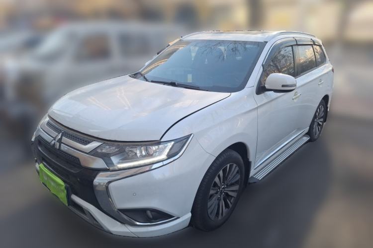 Used Mitsubishi Outlander 2021 2.0L Two-Wheel Drive Comfort Edition 5 Seats
