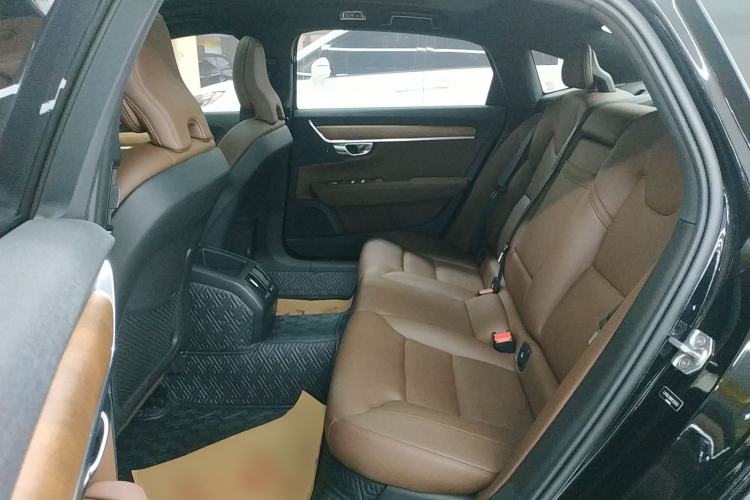 Used Volvo S90 2021 B5 Zhiyi Luxury Edition
