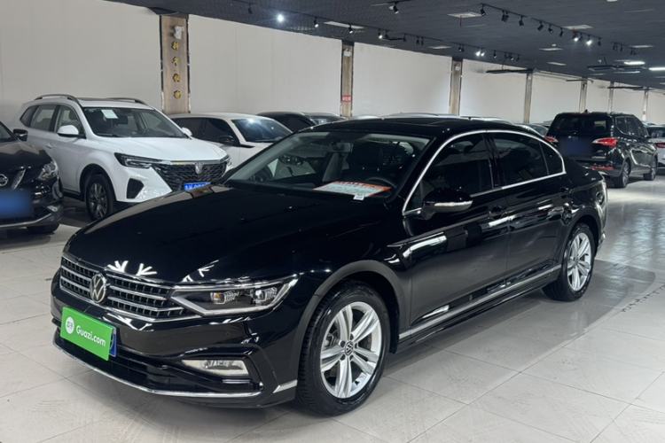 Used Volkswagen Magotan 2025 Zhongxiang Version 280TSI DSG Comfort Edition