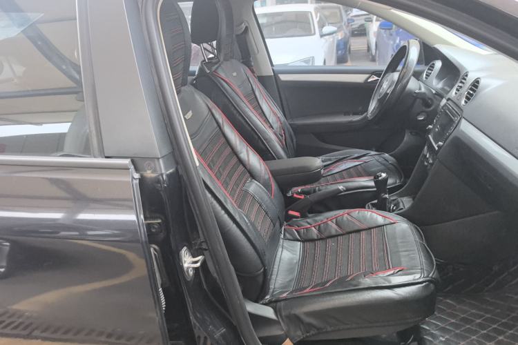 Used Volkswagen Jetta 2015 Zhihui Edition 1.4L Manual Comfort Model
