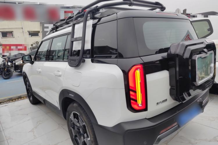 Used Beijing Auto BJ30 2024 1.5T Magic Electric Drive Advanced Version
