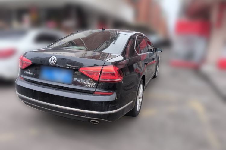 Used Volkswagen Passat 2017 330TSI DSG Luxury Edition
