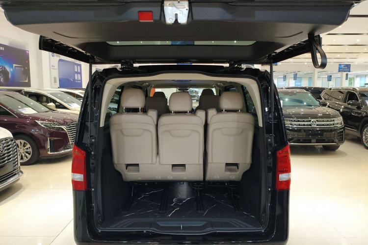 Used Mercedes-Benz Vito 2023 2.0T Business Version 7 Seats