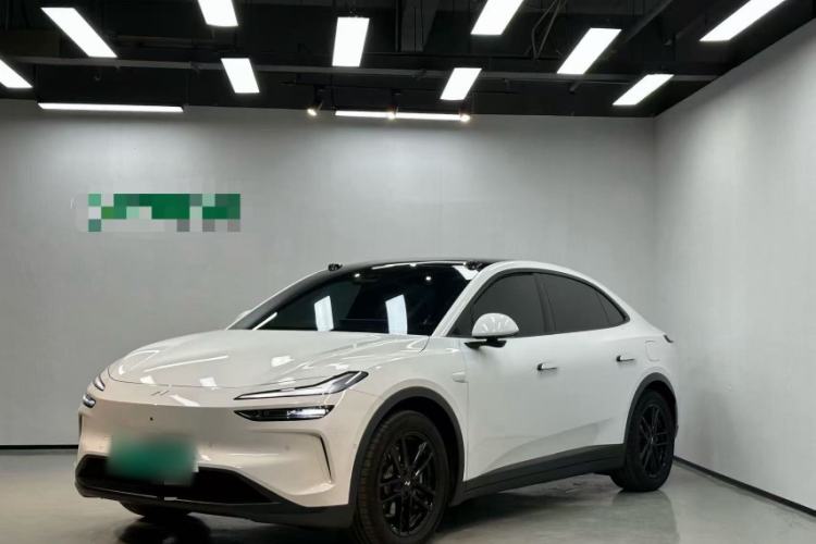 Used ONVO L60 2024 60 kWh Rear-Drive Version