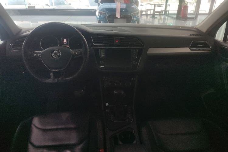 Used Volkswagen Tiguan L 2018 330TSI Automatic Two-Wheel Drive Luxury Edition
