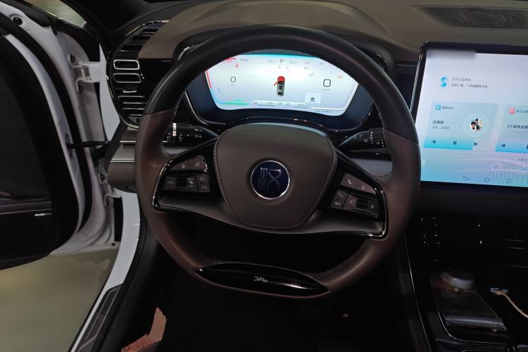 Used BYD Han 2022 DM-i 121KM Prestige Model
