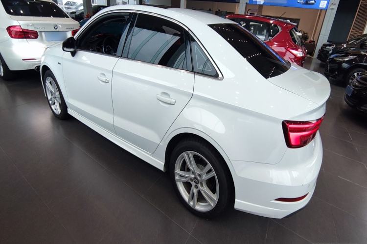 Used Audi A3 2020 Limousine 35 TFSI Fashion Edition China VI Emission Standard
