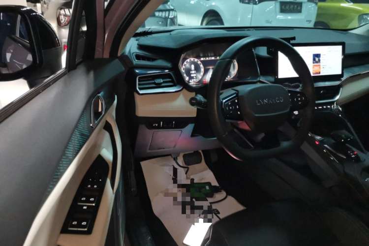 Used Lynk & Co 06 2023 Remix 1.5T Shero
