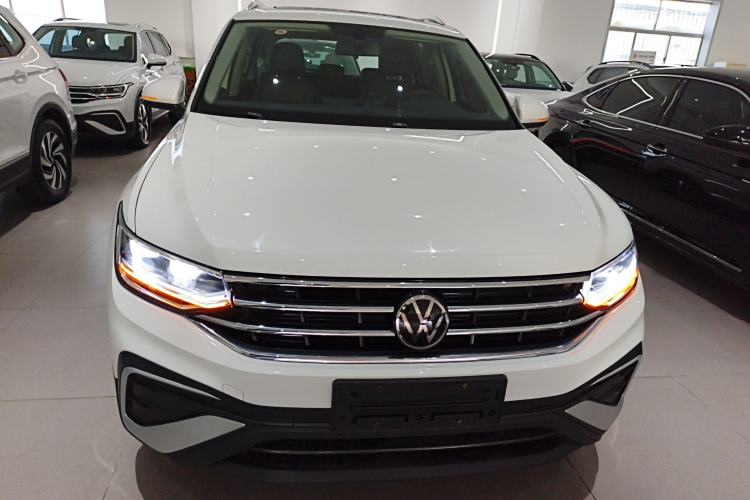 Used Volkswagen Tiguan L 2024 300TSI Automatic Two-Wheel Drive Smart Edition