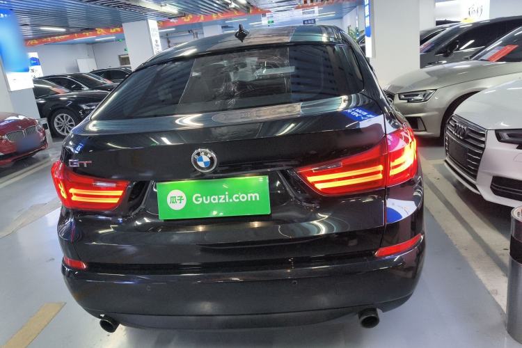 Used BMW 5 Series GT 2015 535i Leading Model