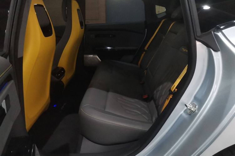 Used  GT 2023 560 Rear-Drive Seven-Wing Edition