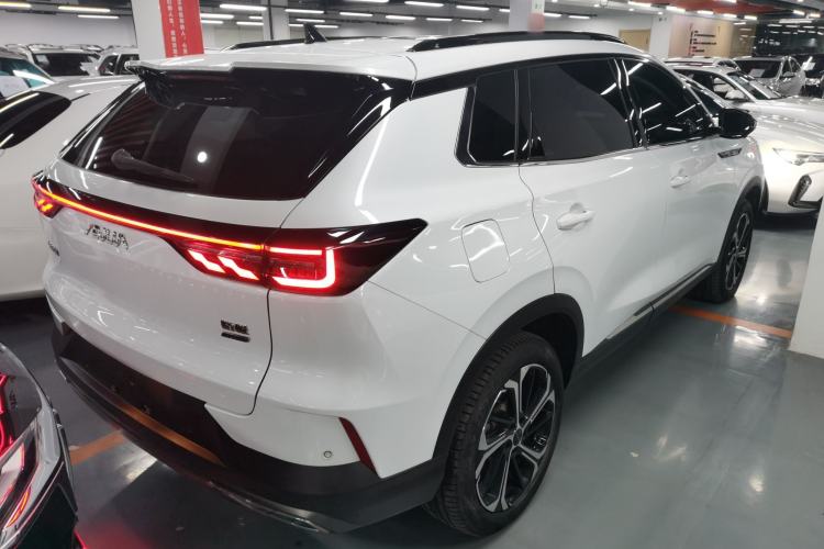 Used Dongfeng Aeolus Huge 2022 Mach Dual-Motor 1.5T MHD Dare-to-Dream Edition
