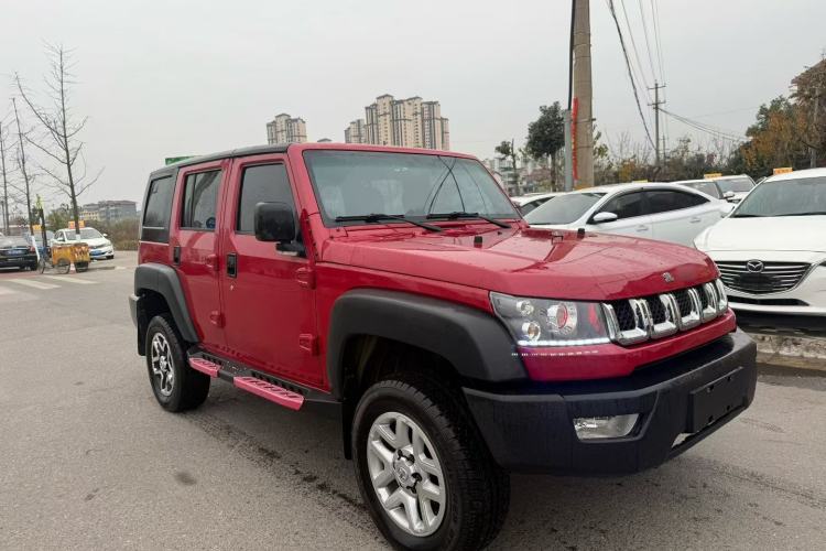 Used BAIC Off-Road BJ40 2016 40L 2.0T Manual All-Wheel Drive Prestige Edition
