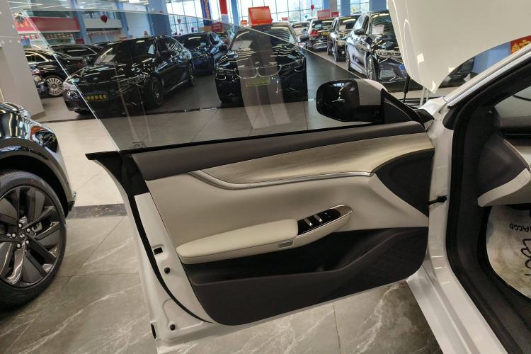 Used  A07 2023 Range-Extended 200 Air
