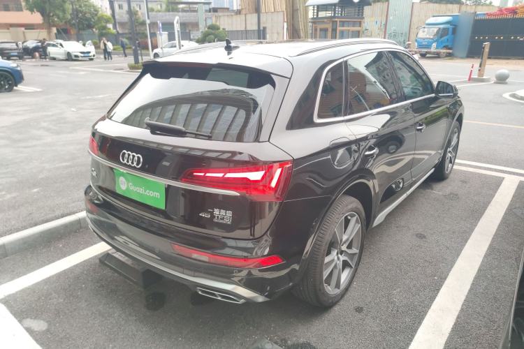 Used Audi Q5L 2022 Updated 45T Luxury Dynamic Version
