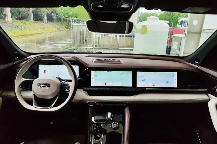 Used Geely Auto Monjaro L 2021 2.0TD DCT EVO Two-Wheel Drive Smart Luxury Version
